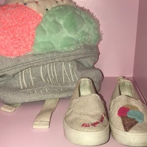 Toddler size 6 Zara shoe w/matching backpack